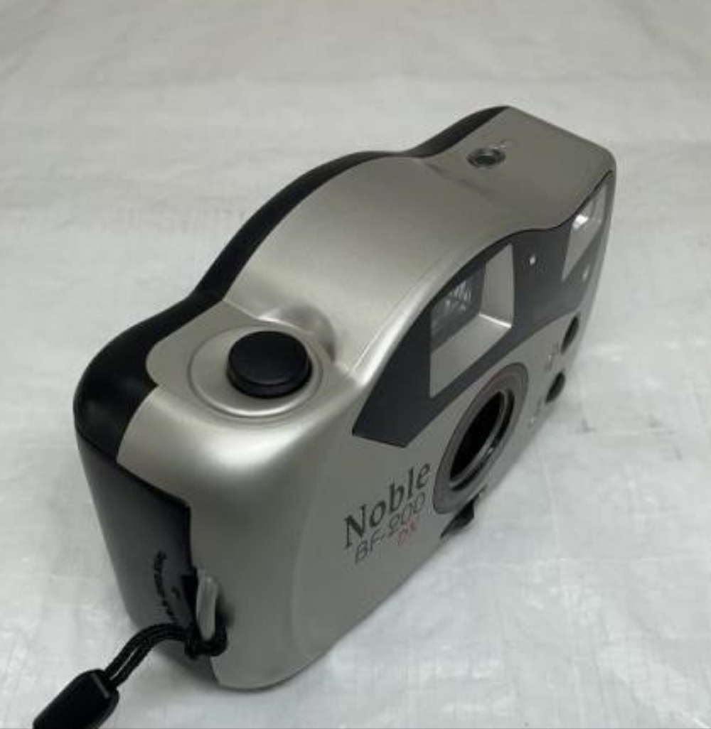 BF-200 DX Silver Camera with Auto Flash (Untested) - Picture 3 of 5